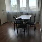 Pillango Parki Kis Lakas 15 Percre A Belvarostol